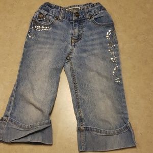 5/$25 or 5/ $25: Girls capris shorts (size 6)